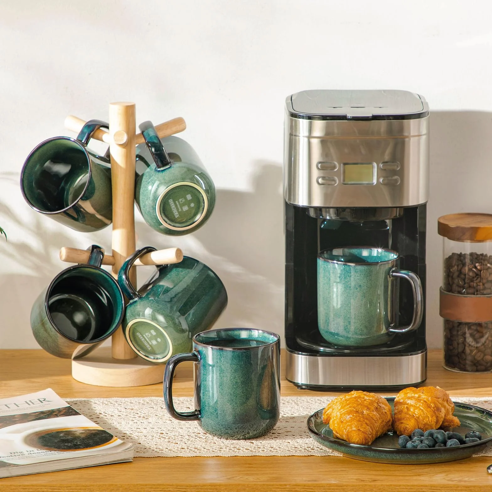 Geschirrset 6 Personen modern, vancasso STARRY 24-teiliges Steingut Geschirr Set Grün+Steingut Kaffeetassen Set 6er, 480ML Tassen Set mit Henkel
