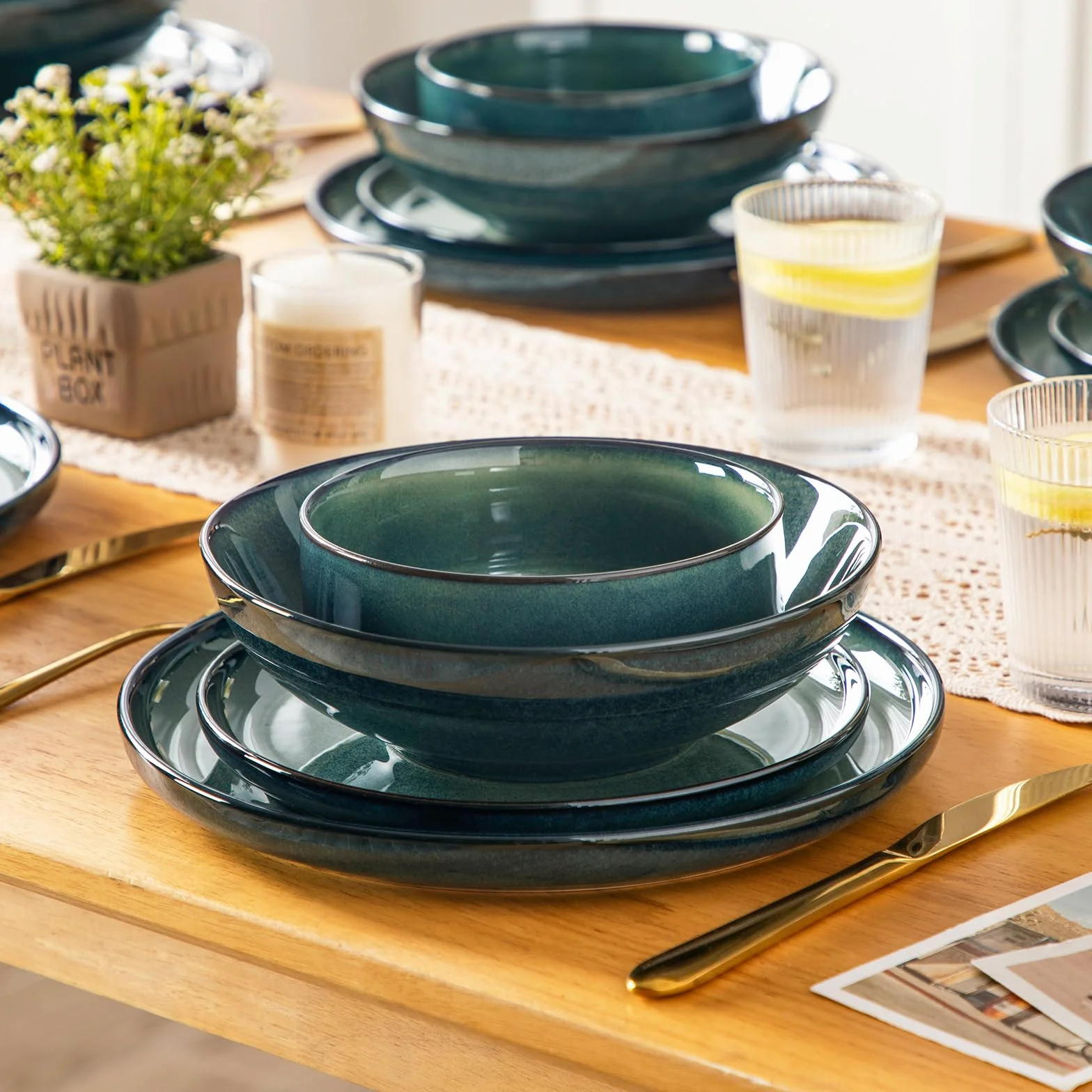 Geschirrset 6 Personen modern, vancasso STARRY 24-teiliges Steingut Geschirr Set Grün+Steingut Kaffeetassen Set 6er, 480ML Tassen Set mit Henkel